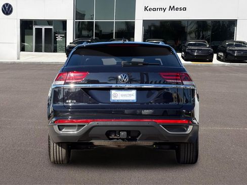 Used 2023 Volkswagen Atlas Cross Sport SE w/ Black Wheel Package image 5