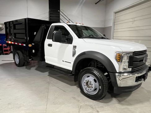 Used 2019 Ford F450 XL w/ XL Value Package image 3