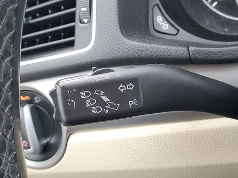 Used 2014 Volkswagen Passat 1.8T SE image 15