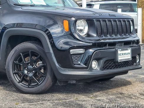 Certified 2020 Jeep Renegade Altitude FWD image 2