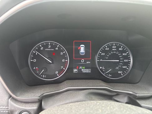 Used 2023 Subaru Outback Limited AWD/4WD image 5