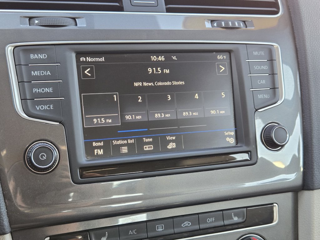 Used 2017 Volkswagen Golf Alltrack S AWD/4WD image 19