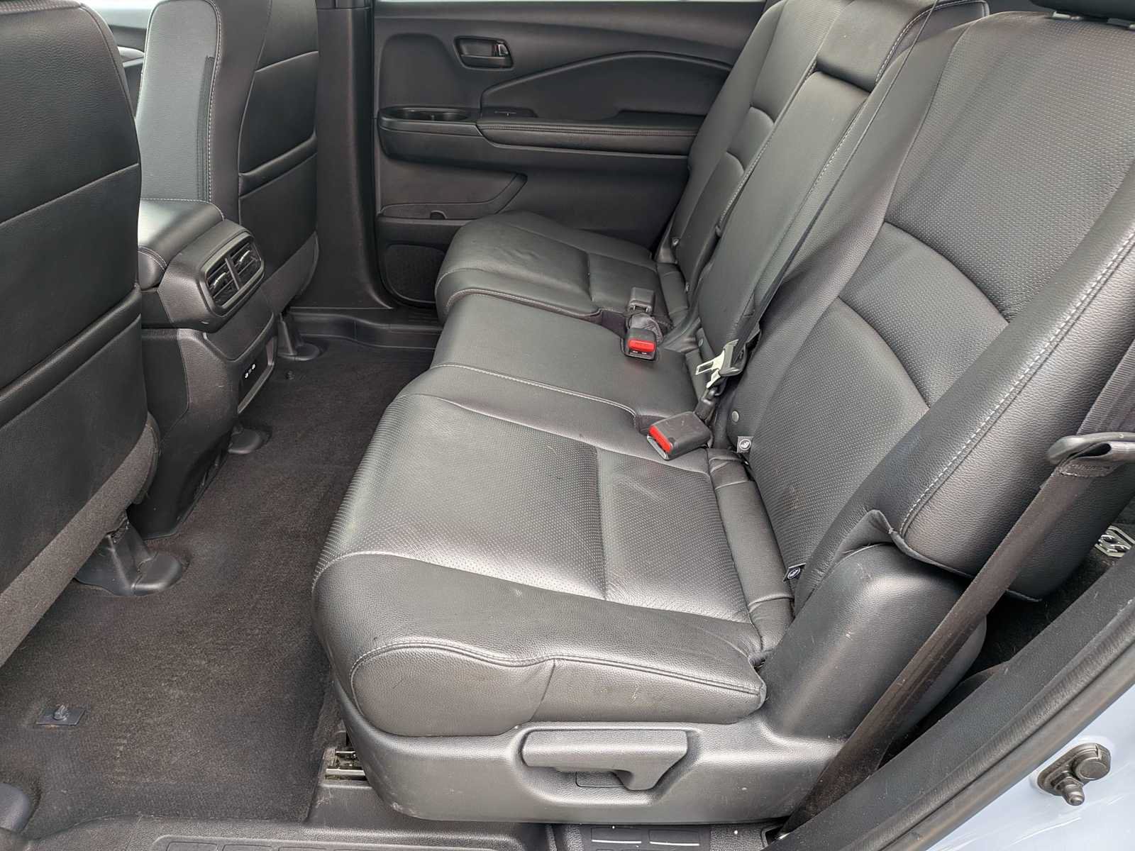 Certified 2024 Honda Passport EX-L image 18