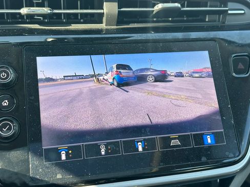 Used 2022 Chevrolet Bolt EUV Premier w/ Sun & Sound Package FWD image 31