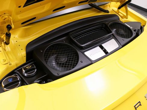 Used 2012 Porsche 911 Carrera RWD image 37