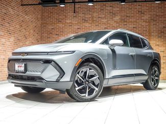 New 2026 Chevrolet Equinox EV LT video 2