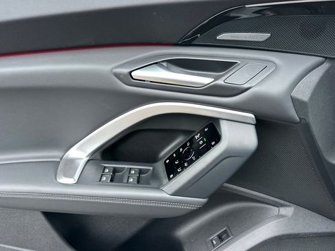 New 2025 Audi Q5 Premium Plus image 10