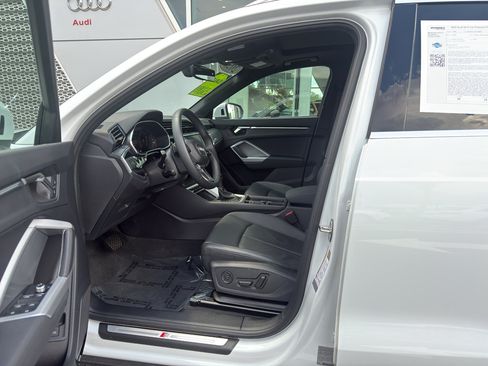 Used 2025 Audi Q3 2.0T Premium Plus AWD/4WD image 14