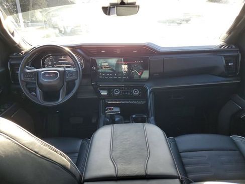 Used 2024 GMC Sierra 1500 AT4X image 12