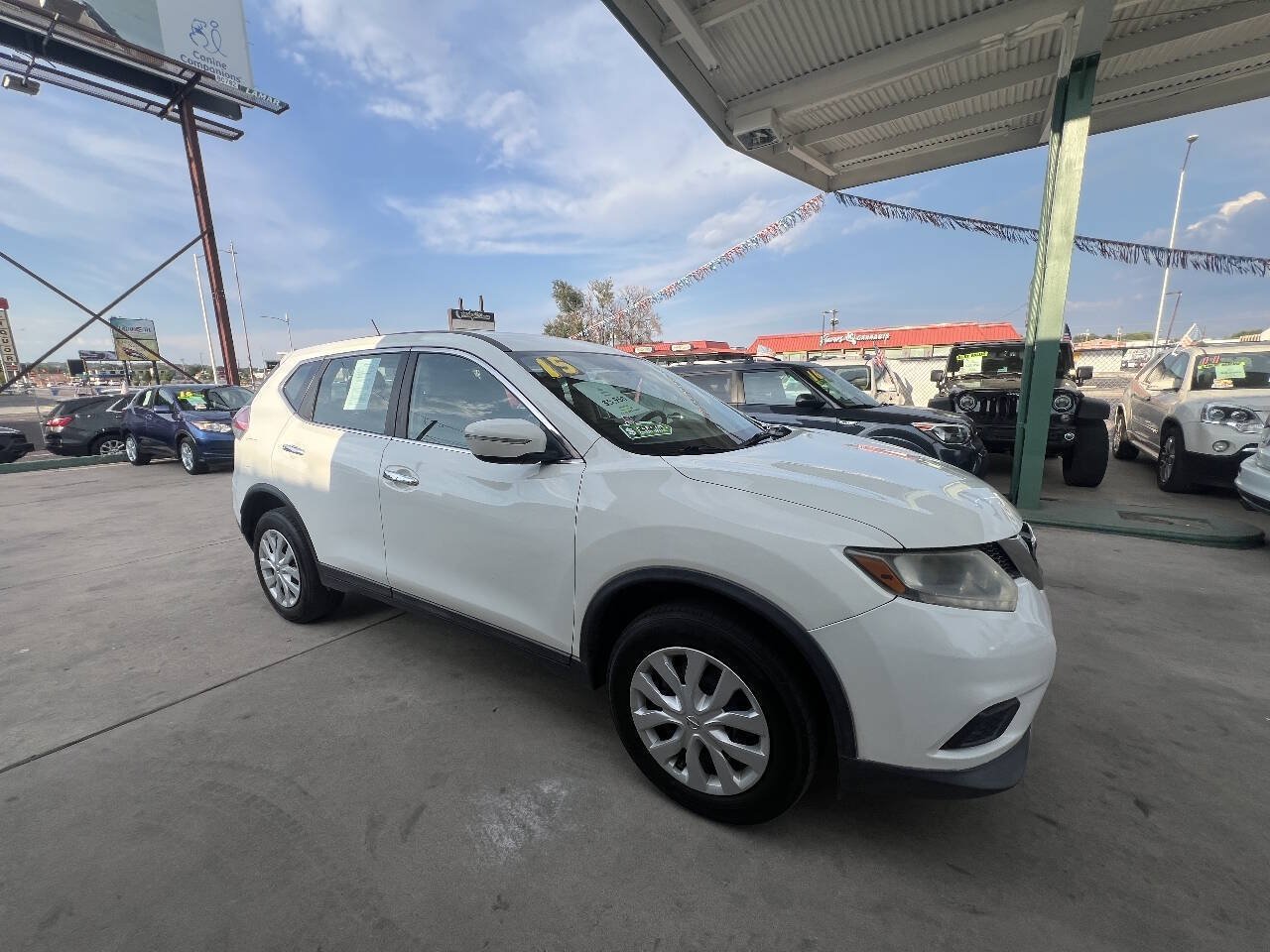 Used 2015 Nissan Rogue S AWD/4WD image 22