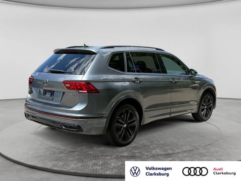Used 2022 Volkswagen Tiguan SE R-Line AWD/4WD image 5