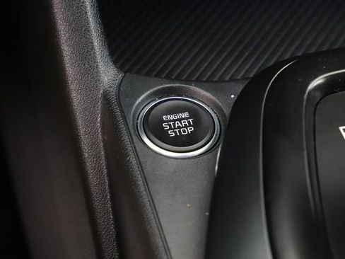 Used 2025 Kia K4 FWD image 29