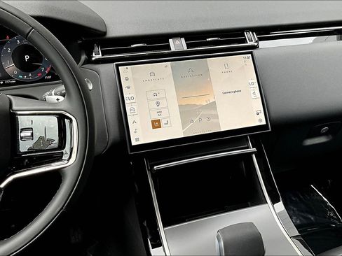New 2026 Land Rover Range Rover Velar S image 7