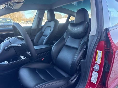 Used 2023 Tesla Model 3 Standard Range image 10