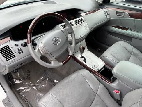 Used 2008 Toyota Avalon XL FWD image 9