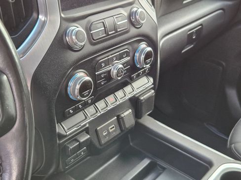 Used 2021 GMC Sierra 1500 SLT w/ SLT Convenience Package RWD image 8