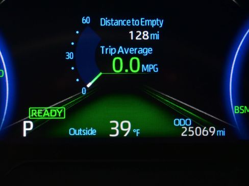 Used 2022 Toyota RAV4 XSE image 26