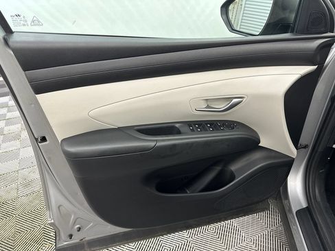 Used 2025 Hyundai Tucson SEL AWD/4WD image 8