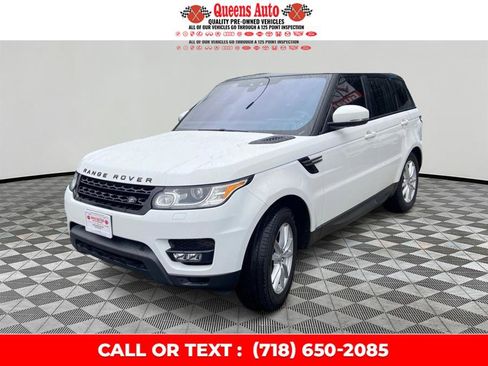 Used 2017 Land Rover Range Rover Sport SE image 3