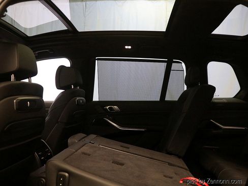 Certified 2023 BMW X7 xDrive40i w/ M Sport Package image 14