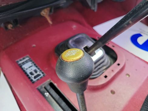 Used 1988 Chevrolet Silverado 1500 4x4 Regular Cab image 24