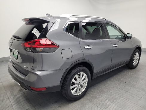 Used 2018 Nissan Rogue SV FWD image 10