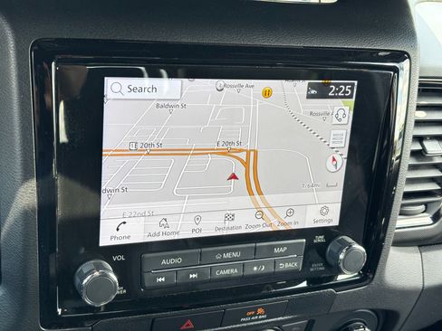 Used 2023 Nissan Frontier PRO-4X w/ Pro-4X Premium Package AWD/4WD image 6