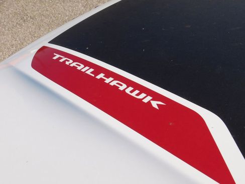 Used 2023 Jeep Compass Trailhawk image 10