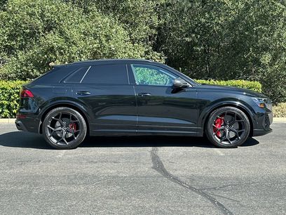 Used 2025 Audi RS Q8 performance