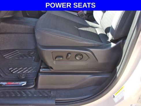 Used 2023 Chevrolet Silverado 1500 Custom Trail Boss w/ LPO, Dark Essentials Package AWD/4WD image 6