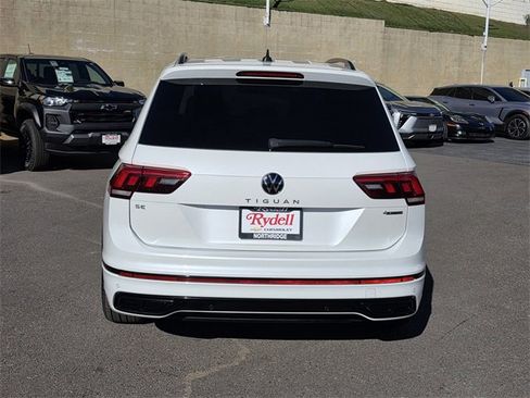 Used 2023 Volkswagen Tiguan SE R-Line image 7