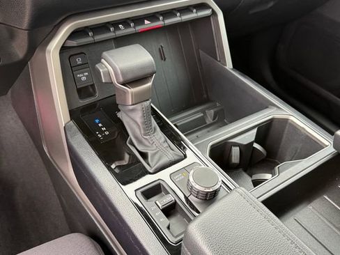 Used 2023 Toyota Tundra SR5 AWD/4WD image 20
