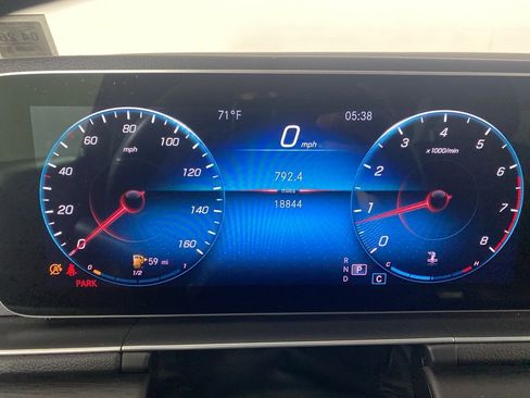 Used 2022 Mercedes-Benz GLE 350 4MATIC image 28