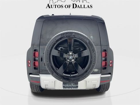 Used 2023 Land Rover Defender 110 S image 11