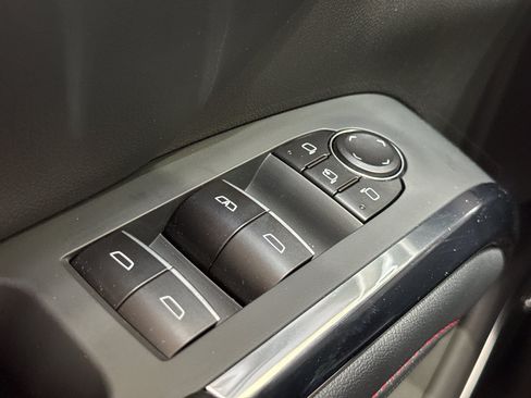Used 2026 Chevrolet Traverse RS AWD/4WD image 37