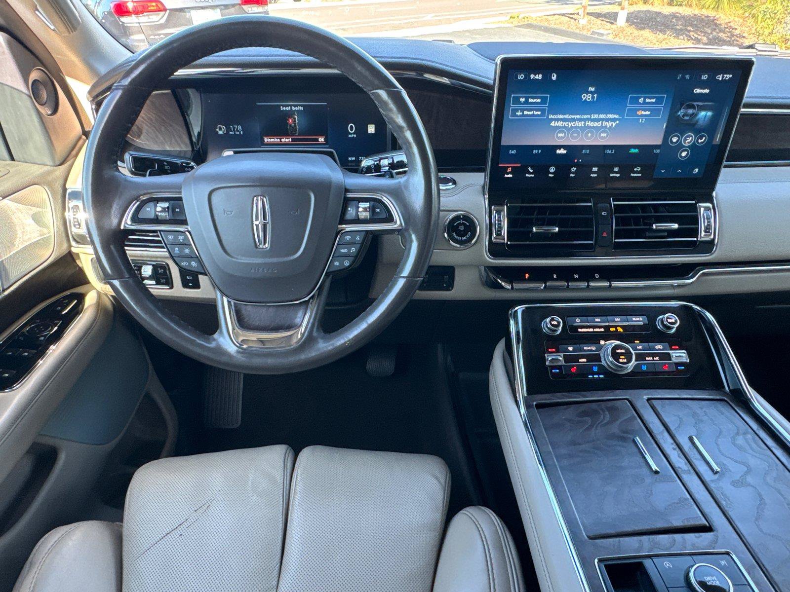 Used 2022 Lincoln Navigator L Reserve AWD/4WD image 20