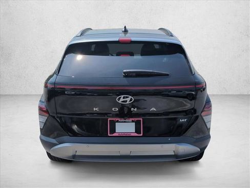 New 2026 Hyundai Kona Limited FWD image 8