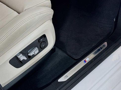 Used 2020 BMW X5 xDrive40i w/ M Sport Package AWD/4WD image 35