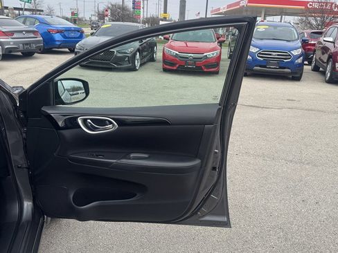 Used 2018 Nissan Sentra SV image 26