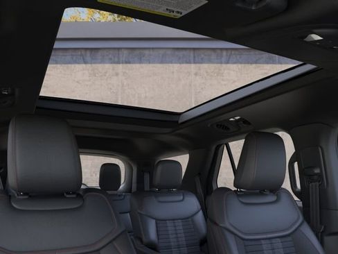 Used 2026 Ford Explorer ST-Line w/ ST-Line Street Pack AWD/4WD image 22