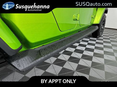 New 2025 Jeep Gladiator Sport image 22