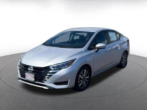 Used 2025 Nissan Versa SV FWD image 6