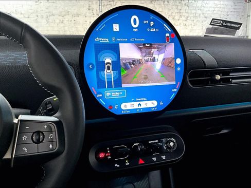 Certified 2025 MINI Cooper 2-Door Hardtop image 9