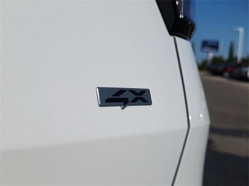 New 2026 Kia Sportage EX w/ EX Panorama Roof Package image 5