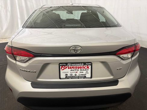 Certified 2024 Toyota Corolla LE image 16