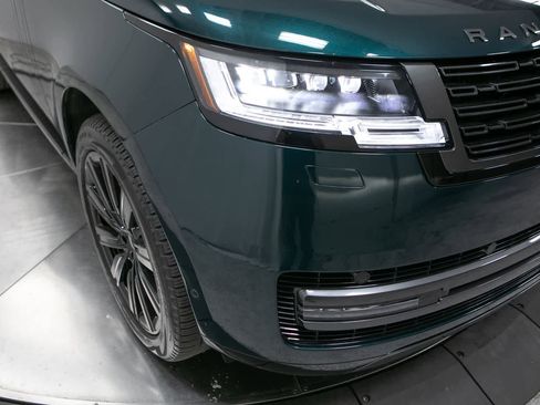 Used 2023 Land Rover Range Rover SE AWD/4WD image 12