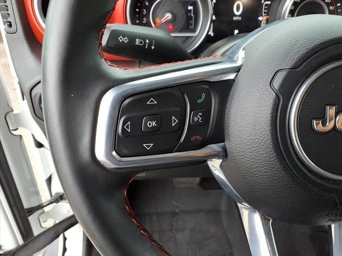 Used 2021 Jeep Gladiator Rubicon image 18