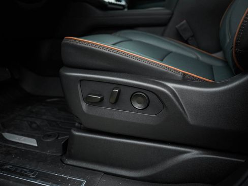 New 2026 GMC Yukon AT4 image 21