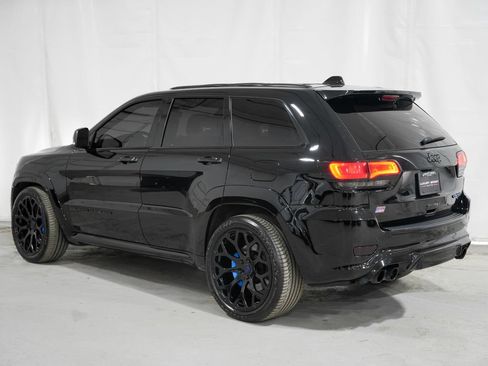 Used 2021 Jeep Grand Cherokee Trackhawk AWD/4WD image 3
