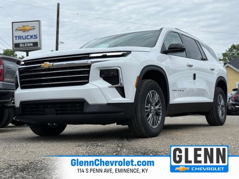 New 2026 Chevrolet Traverse LT AWD/4WD image 1